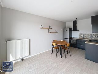  Appartement à louer 3 pièces 56 m²