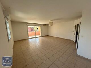  Appartement à louer 5 pièces 99 m²