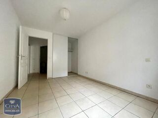  Appartement à louer 2 pièces 38 m²
