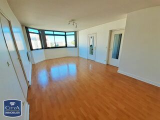  Appartement à louer 2 pièces 63 m²