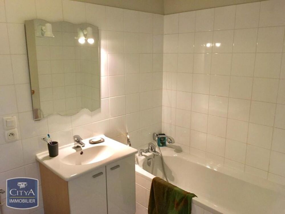 location Appartement - 2 pièce(s) - 38 m² Clermont-Ferrand (63000)