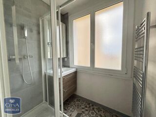  Appartement à louer 3 pièces 55 m²