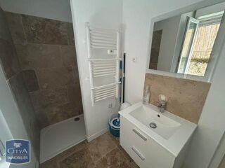  Appartement à louer 1 pièce 27 m²