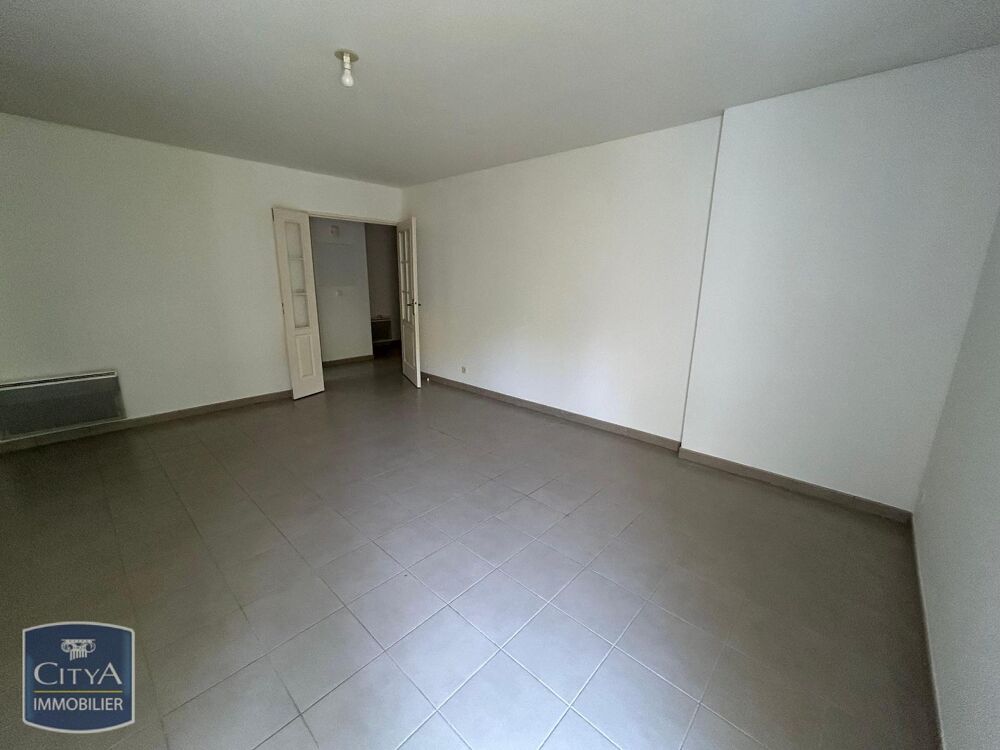 À LOUER : Appartement récent T3 situé à Saint-Avertin. C....