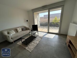  Appartement à louer 3 pièces 67 m²