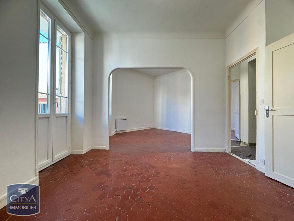 À LOUER : Appartement rénové T3 situé dans la charmante ....