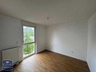 Appartement � louer 4 pi�ces 107 m�