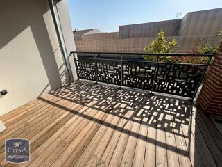  Appartement à louer 3 pièces 67 m²
