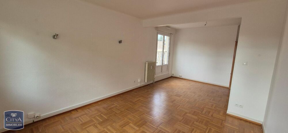À LOUER : Charmant appartement de type 3 pièces situé au....