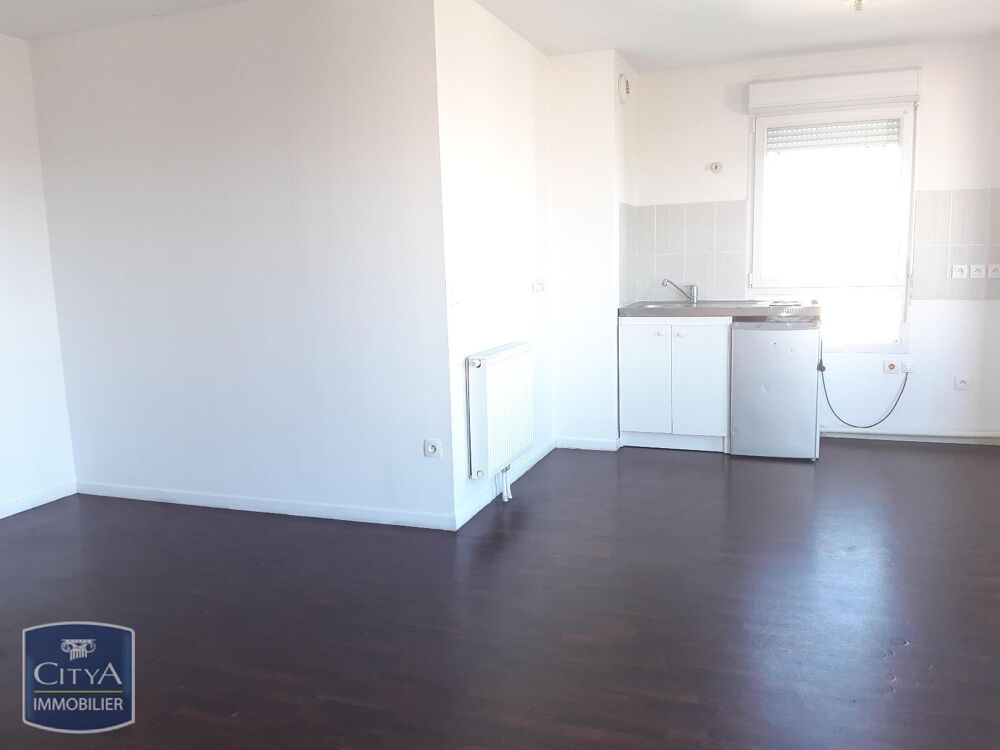 À LOUER : Appartement T2 situé à Douai, dans le départem....
