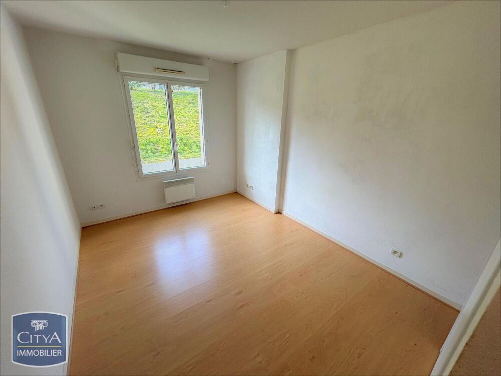location Appartement - 2 pièce(s) - 48 m² Bressuire (79300)
