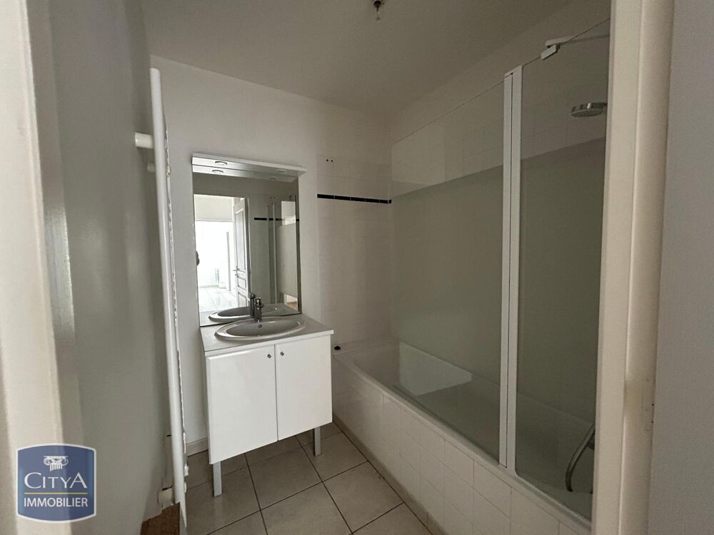 location Appartement - 3 pièce(s) - 76 m² Cherbourg-en-Cotentin (50100)