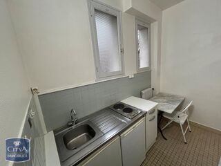  Appartement à louer 1 pièce 30 m²