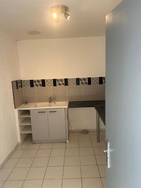  Appartement  louer 4 pices 83 m