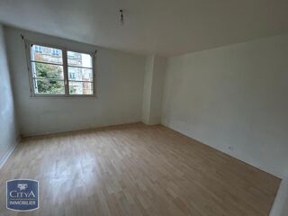  Appartement à louer 2 pièces 55 m²