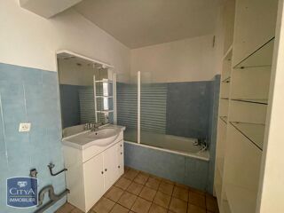  Appartement � louer 3 pi�ces 79 m�