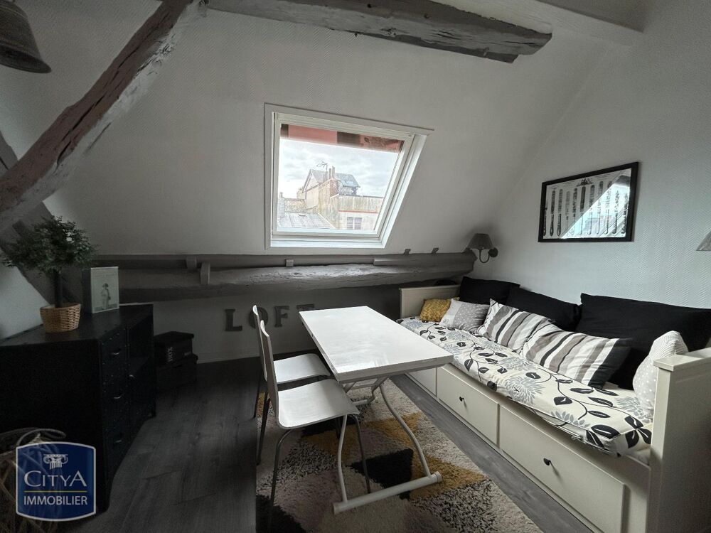 À LOUER : Appartement T1 moderne et fonctionnel situé au....