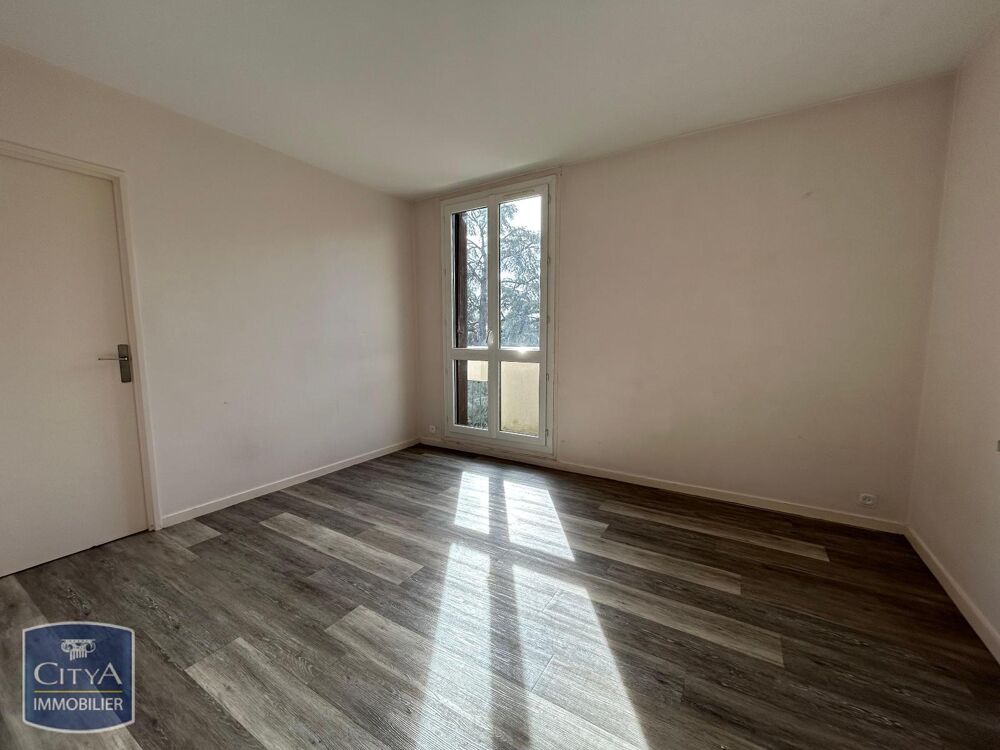 location Appartement - 4 pièce(s) - 80 m² Rambouillet (78120)