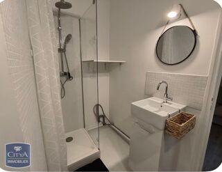  Appartement à louer 1 pièce 21 m²