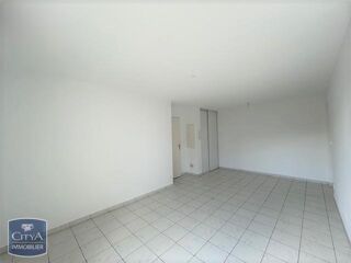  Appartement à louer 2 pièces 49 m²