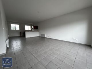  Appartement à louer 4 pièces 104 m²