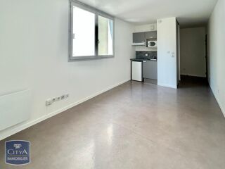  Appartement à louer 1 pièce 24 m²