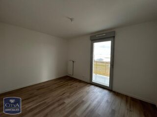  Appartement à louer 4 pièces 81 m²