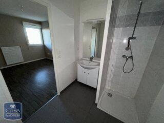  Appartement à louer 2 pièces 44 m²