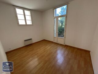  Appartement à louer 2 pièces 55 m²