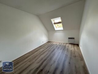  Appartement à louer 3 pièces 65 m²