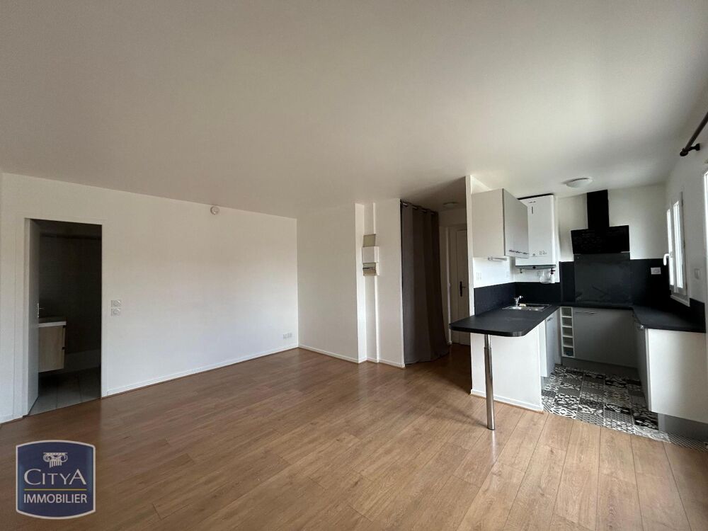 À LOUER : Appartement T1 situé à Égly, dans le départeme....