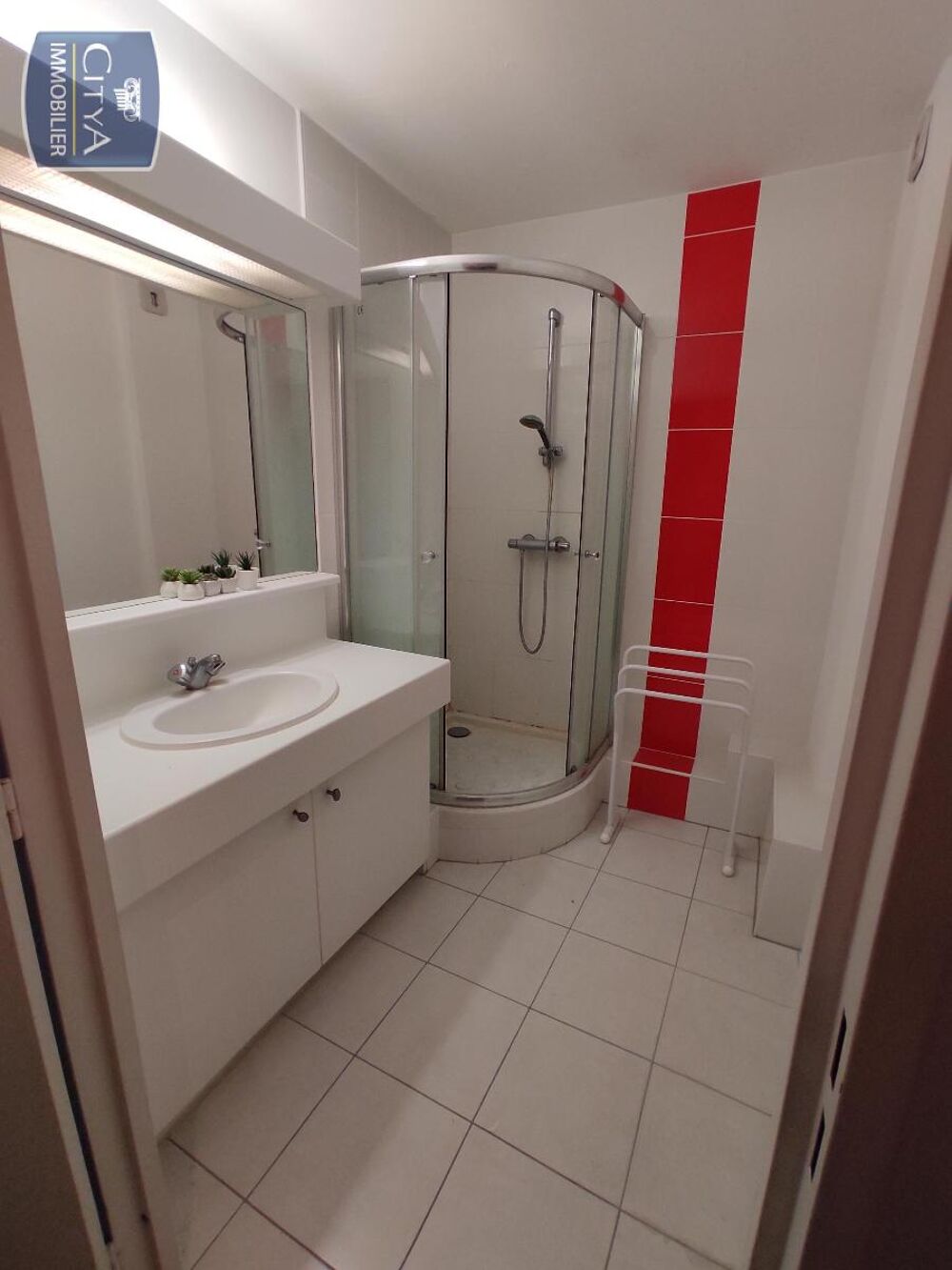 location Appartement - 2 pièce(s) - 57 m² Bordeaux (33000)