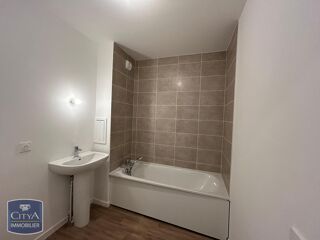 Appartement à louer 3 pièces 55 m²
