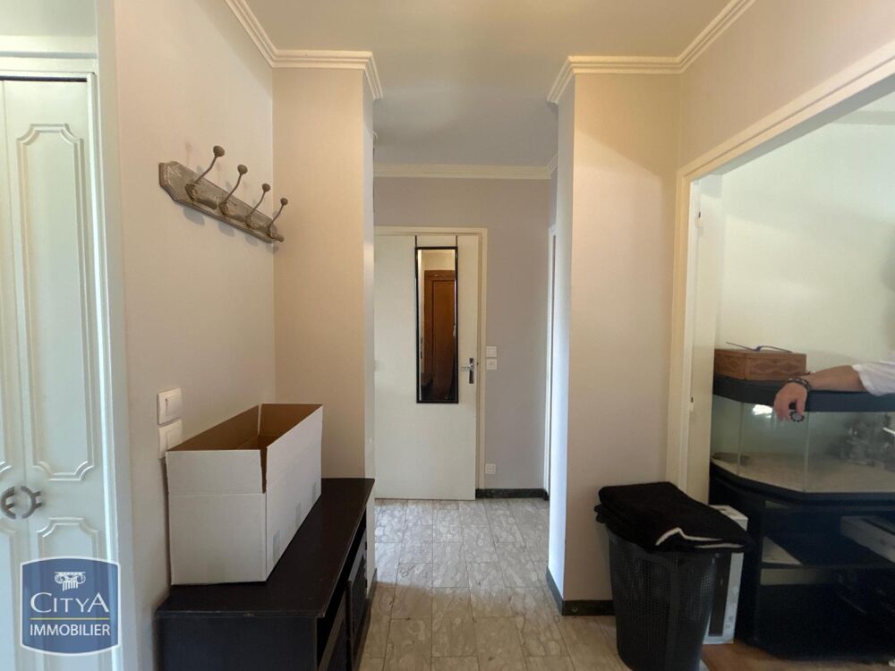 location Appartement - 4 pièce(s) - 92 m² Lyon 8