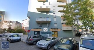  Parking / Garage à louer 