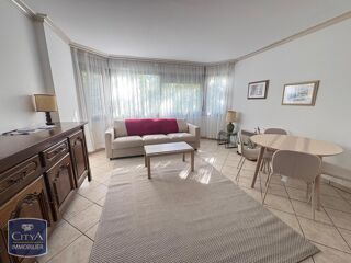  Appartement à louer 2 pièces 53 m²