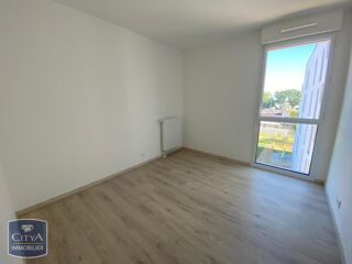  Appartement à louer 3 pièces 61 m²