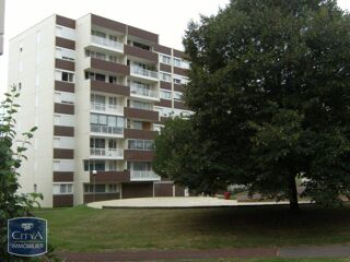  Parking / Garage à louer 