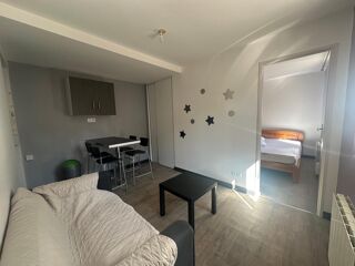  Appartement à louer 2 pièces 25 m²