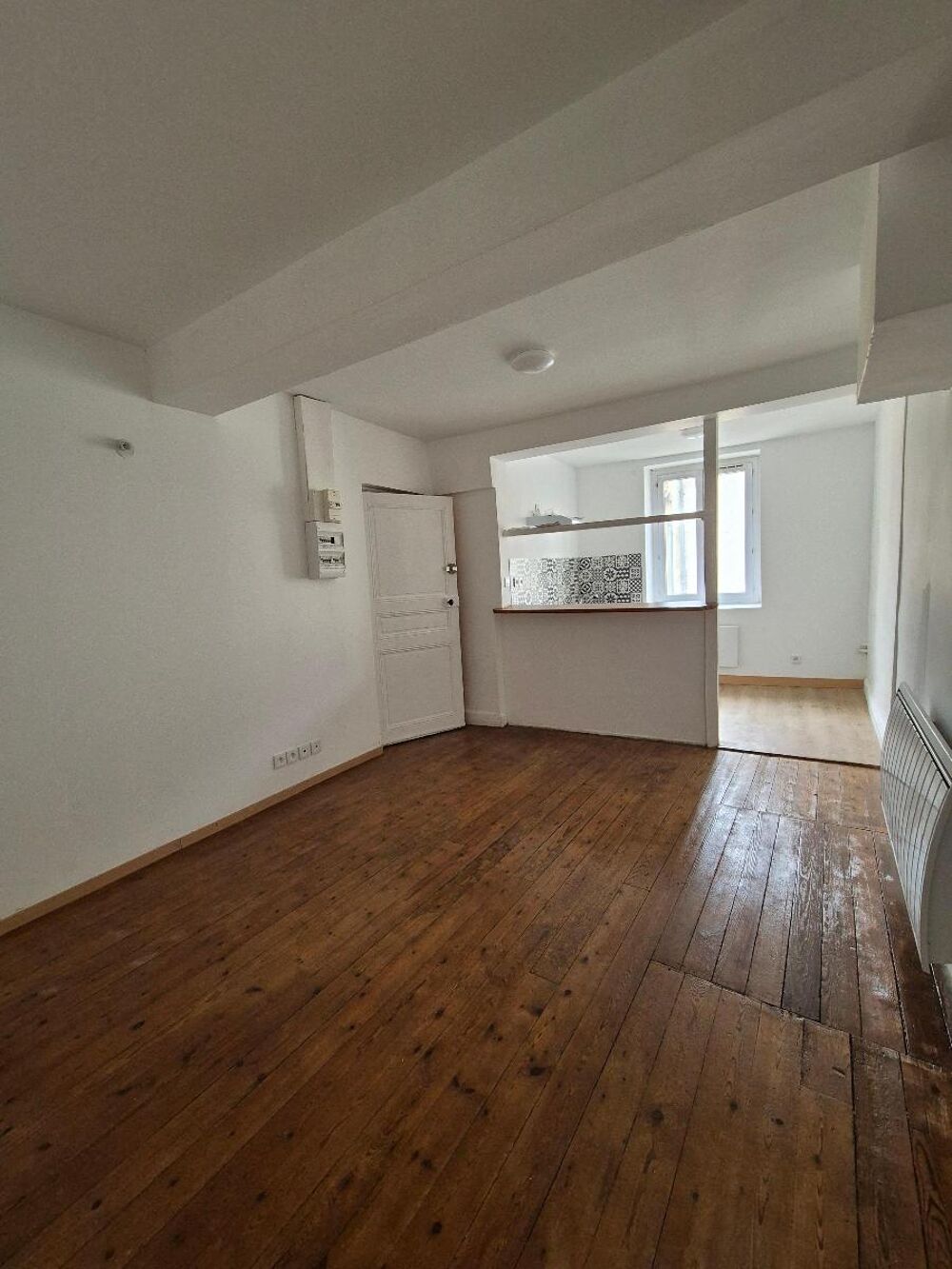 location Appartement - 2 pièce(s) - 35 m² Thoissey (01140)