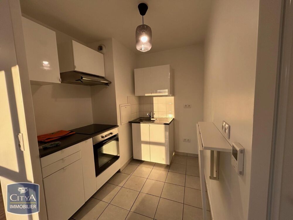 location Appartement - 2 pièce(s) - 49 m² Lieusaint (77127)