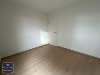 Appartement à louer 3 pièces 66 m²