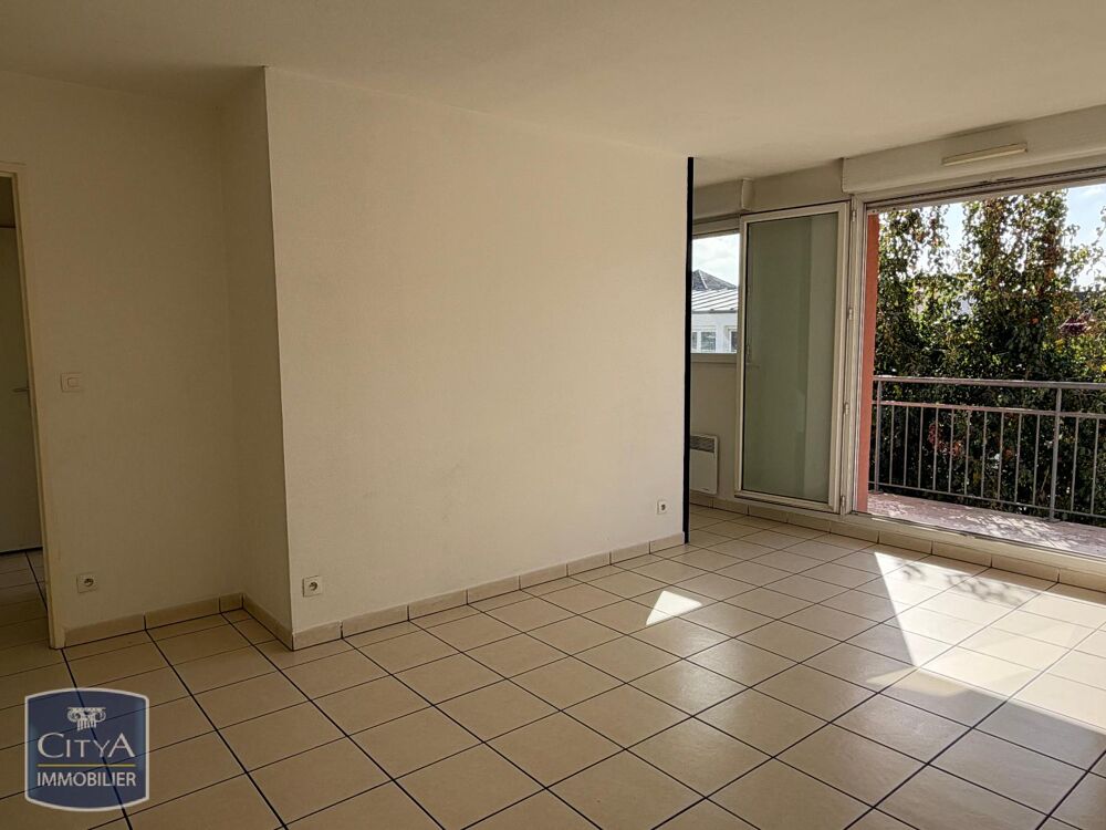 location Appartement - 2 pièce(s) - 46 m² Persan (95340)
