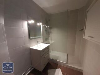  Appartement à louer 2 pièces 44 m²