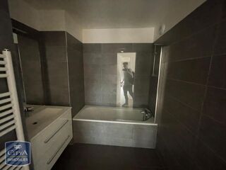  Appartement à louer 3 pièces 59 m²