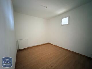  Appartement à louer 3 pièces 57 m²