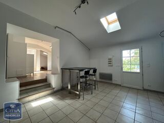  Appartement à louer 3 pièces 50 m²