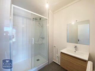  Appartement à louer 2 pièces 43 m²