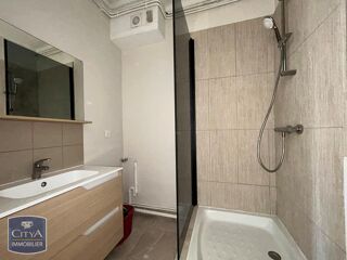  Appartement à louer 2 pièces 42 m²