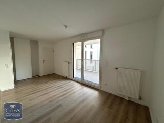  Appartement à louer 3 pièces 63 m²